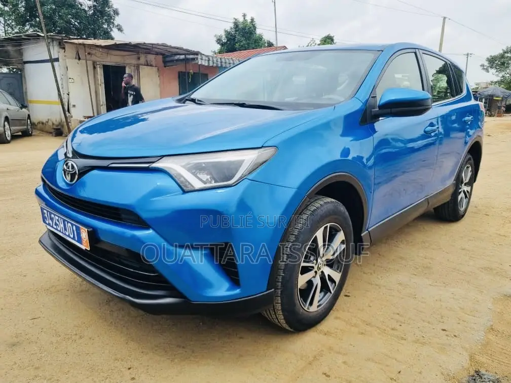 Toyota RAV4 LE AWD (2.5L 4cyl 6A) 2016 Bleu