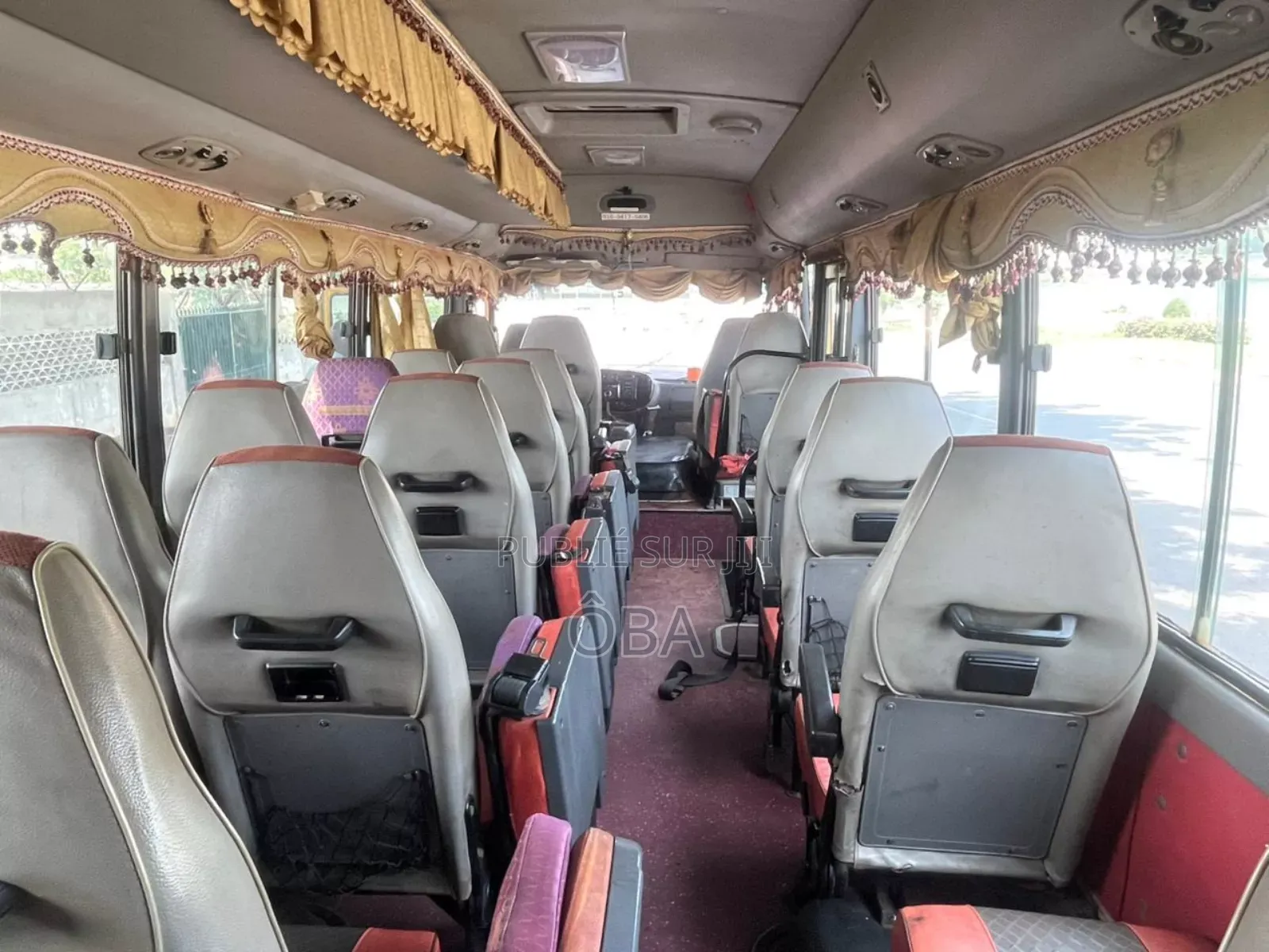 Nouveau Hyundai County 2013 Jaune