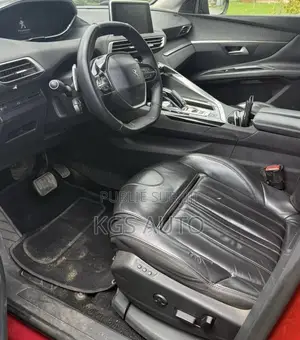 Peugeot 3008 2020 Rouge