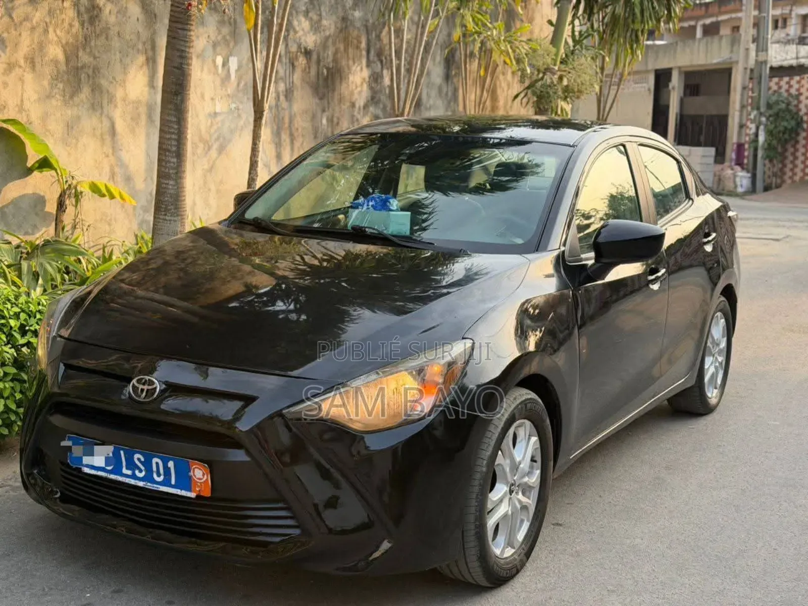 Toyota Yaris 2017 Noir