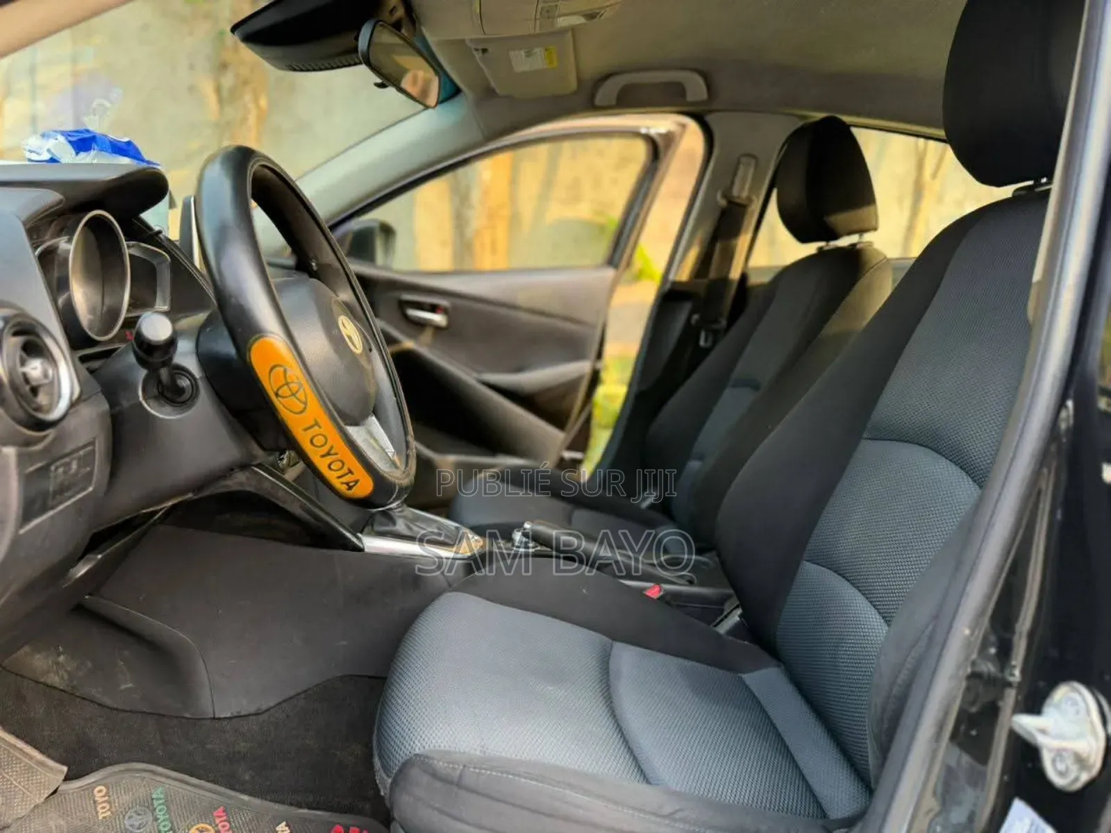 Toyota Yaris 2017 Noir