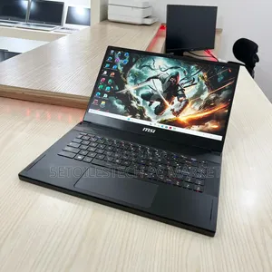 Nouveau MSI GS63VR 7RF Stealth Pro 16GB Intel Core i7 SSD 1T