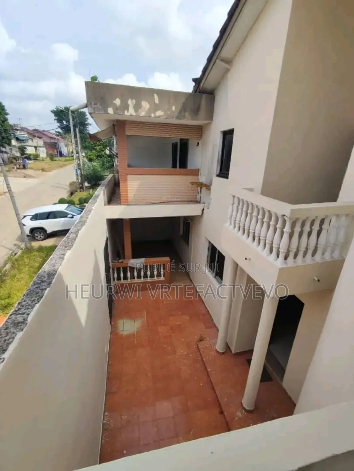 8chbre Duplex dans Cocody Angre Soleil à Vendre