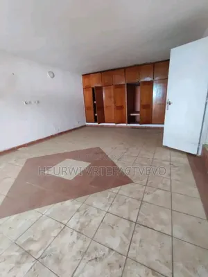 8chbre Duplex dans Cocody Angre Soleil à Vendre