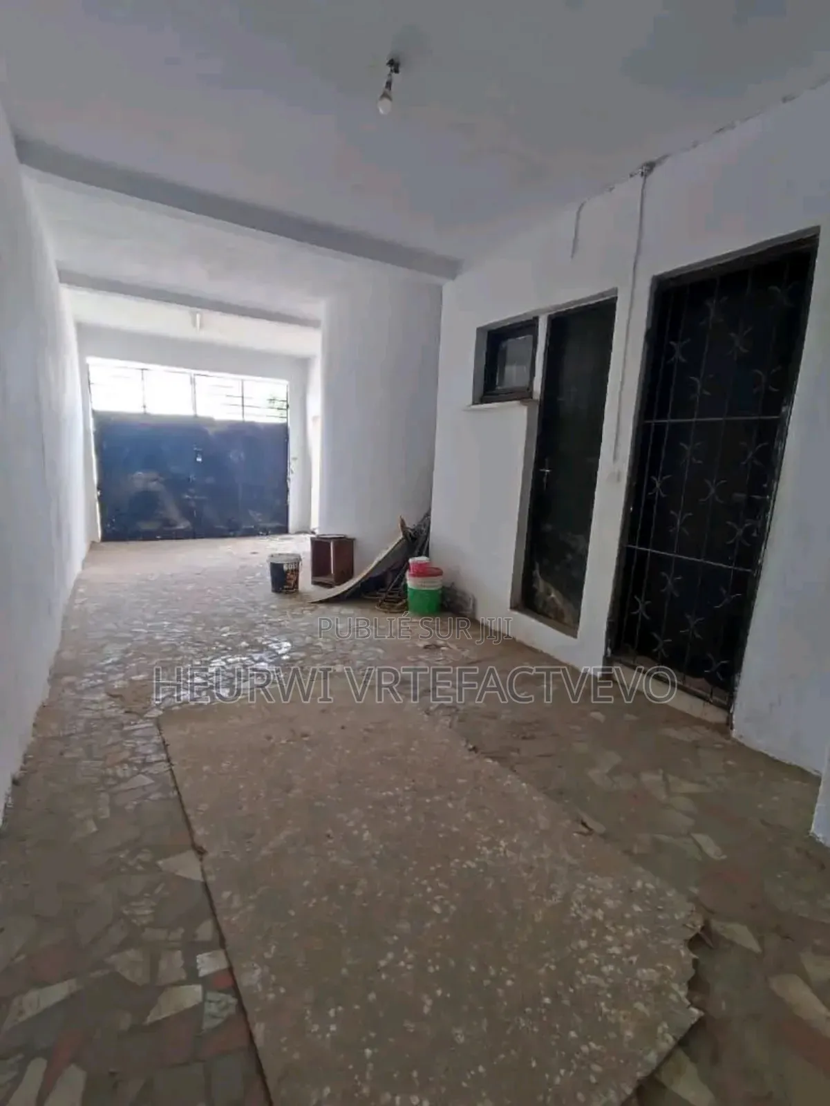 8chbre Duplex dans Cocody Angre Soleil à Vendre