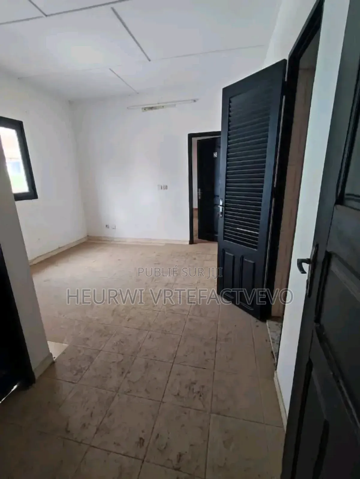 8chbre Duplex dans Cocody Angre Soleil à Vendre