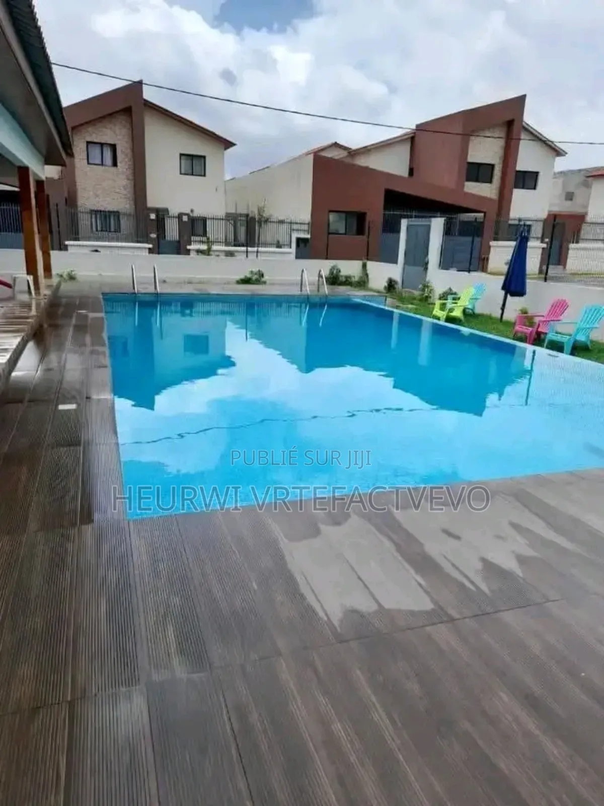 5chbre Duplex dans Faya Ephrata, Cocody à Vendre