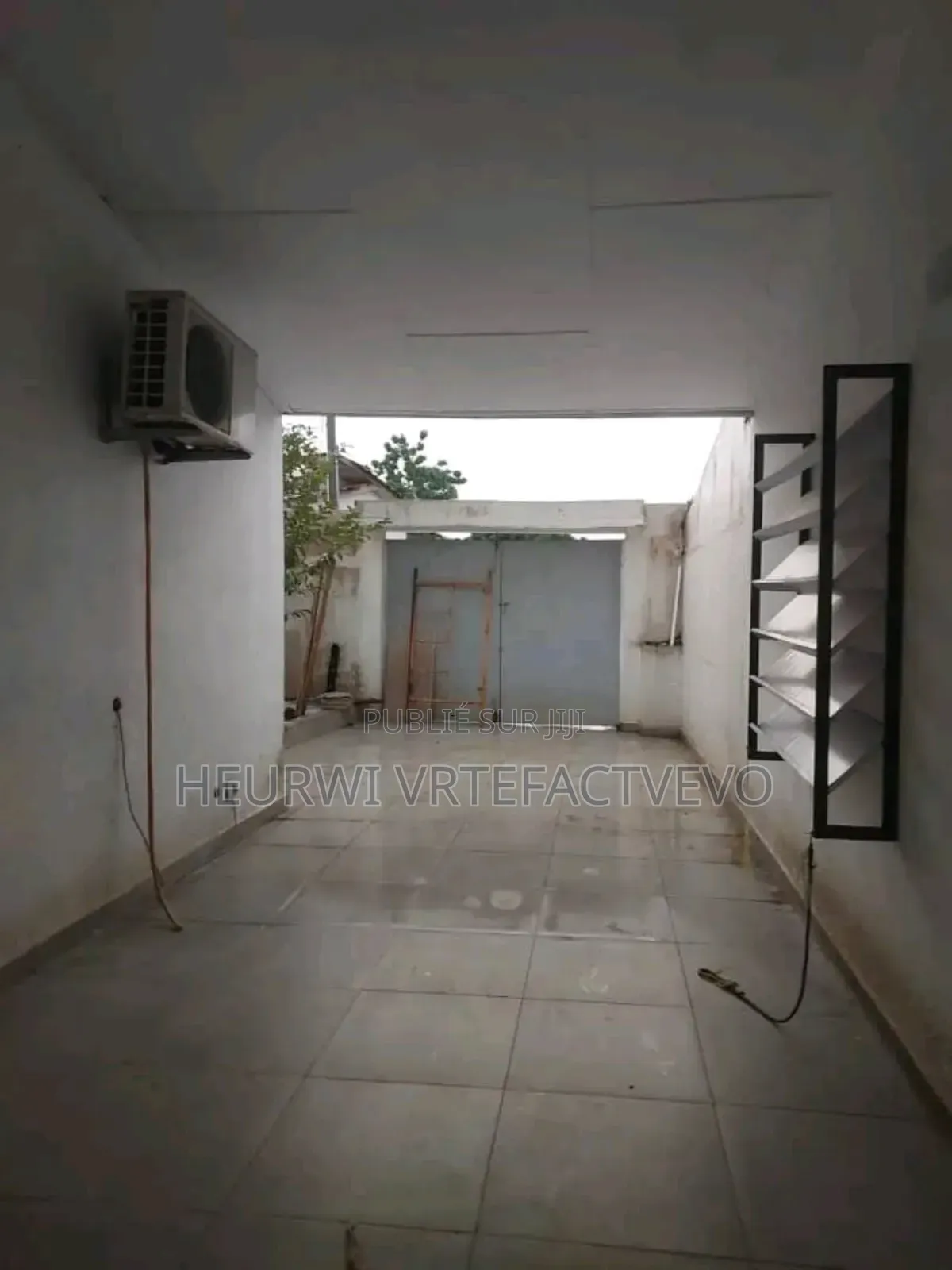 3chbre Duplex dans Riviera Palmeraie, Cocody à Vendre