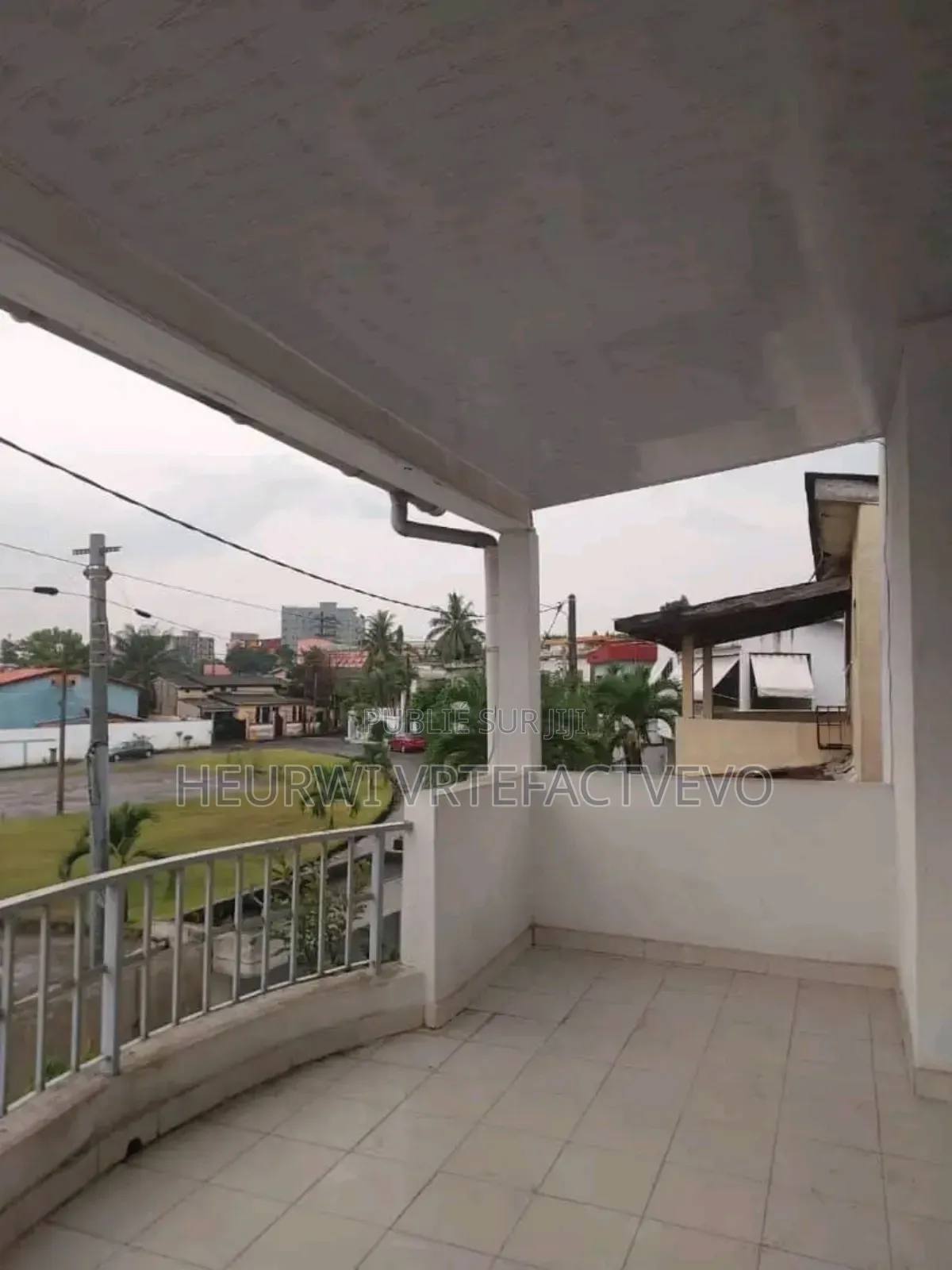 3chbre Duplex dans Riviera Palmeraie, Cocody à Vendre