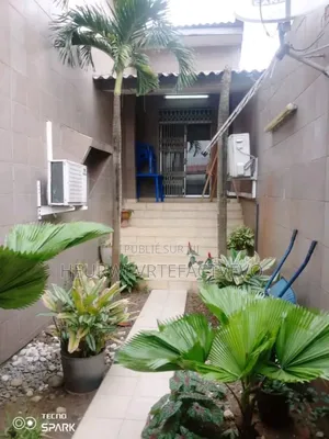 7chbre Duplex dans Palmeraie, Cocody à Vendre