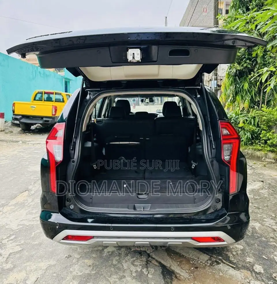 Mitsubishi Montero Sport 2022 Noir