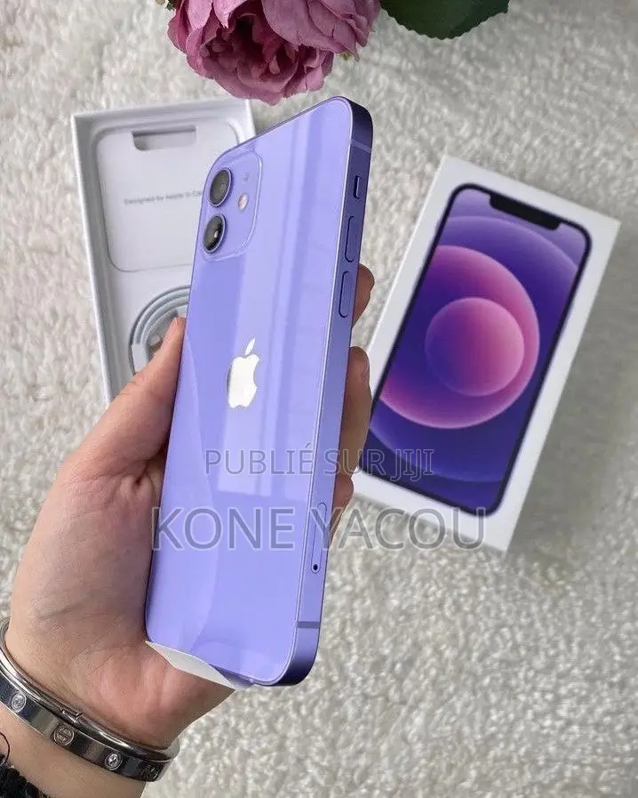 Nouveau Apple iPhone 12 256 GB Violet