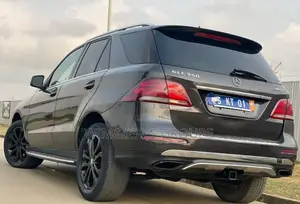 Mercedes-Benz GLE-Class 2018 Noir