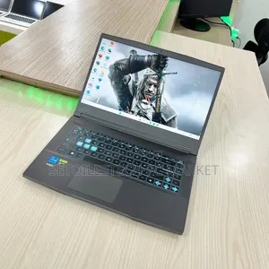 Nouveau MSI Creator A16 AI+ 16GB Intel Core i5 SSD 512GB