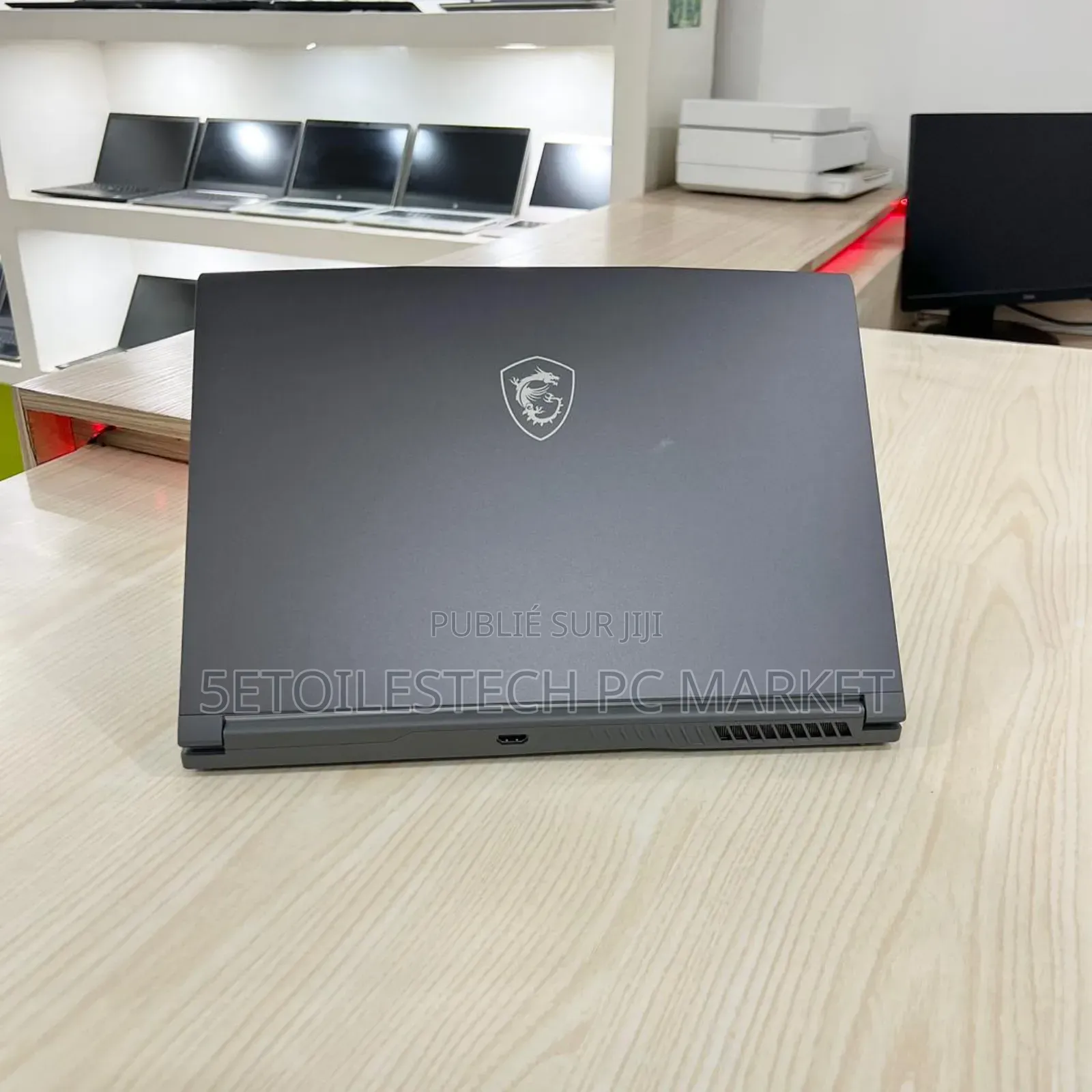 Nouveau MSI Creator A16 AI+ 16GB Intel Core i5 SSD 512GB