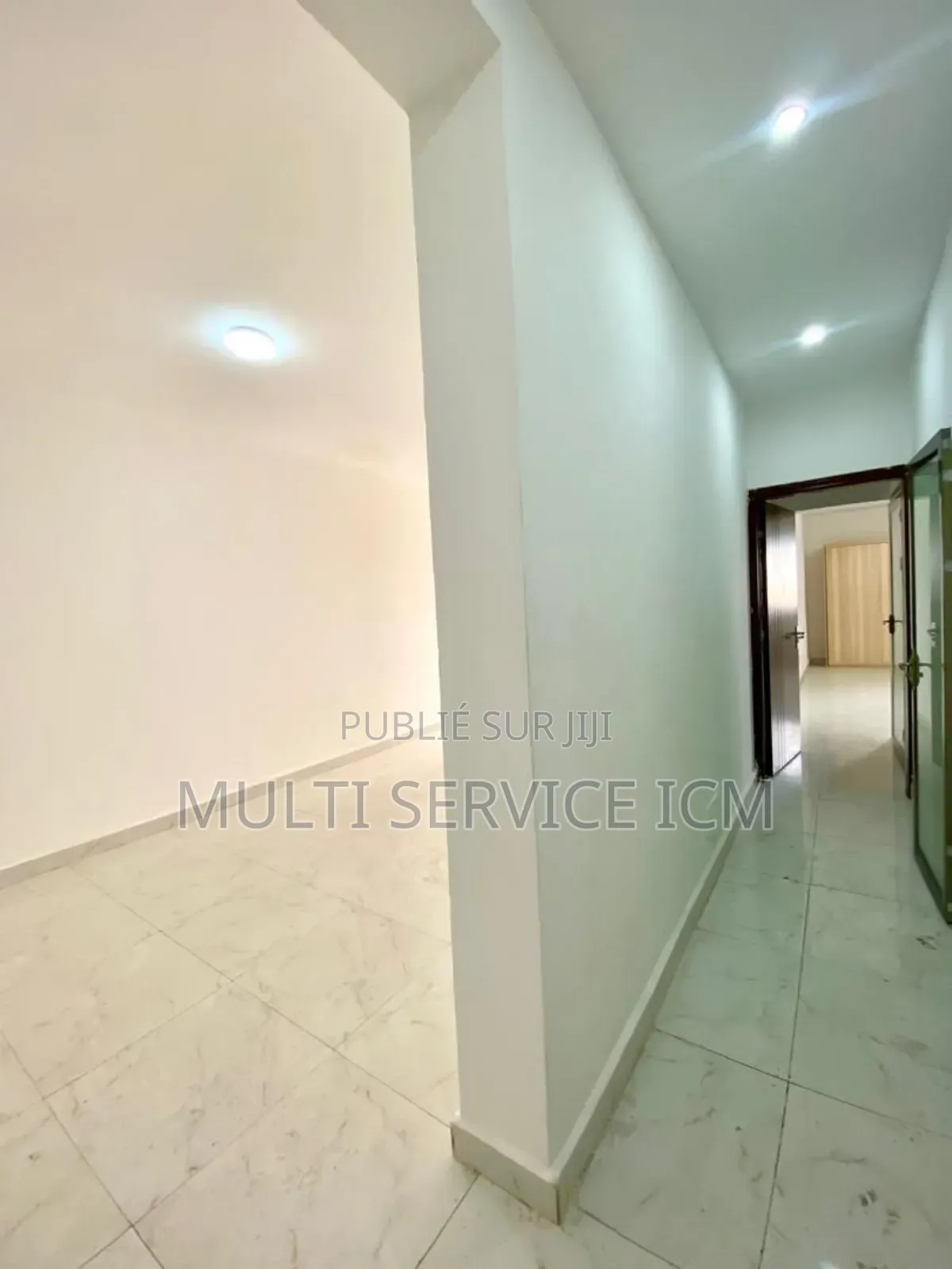 Furnished 2chbre Appartement dans Ismaël Coulibaly, Cocody à Vendre