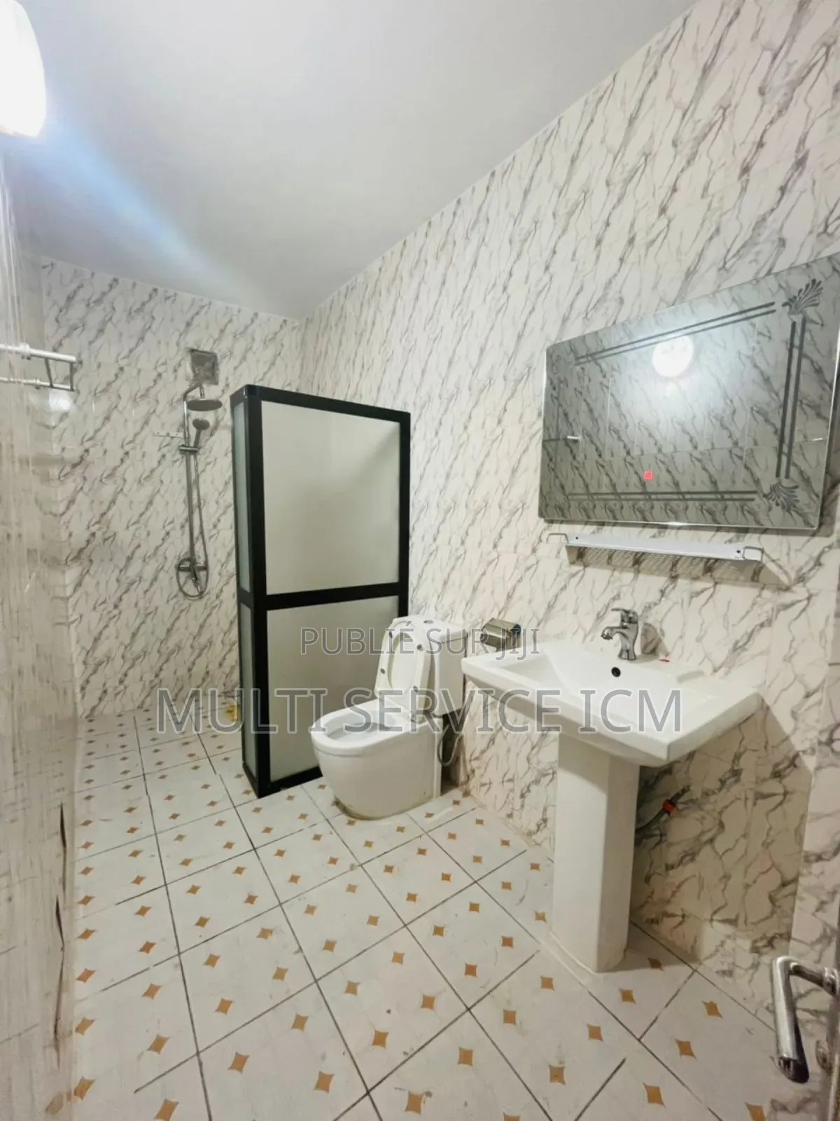 Furnished 2chbre Appartement dans Ismaël Coulibaly, Cocody à Vendre