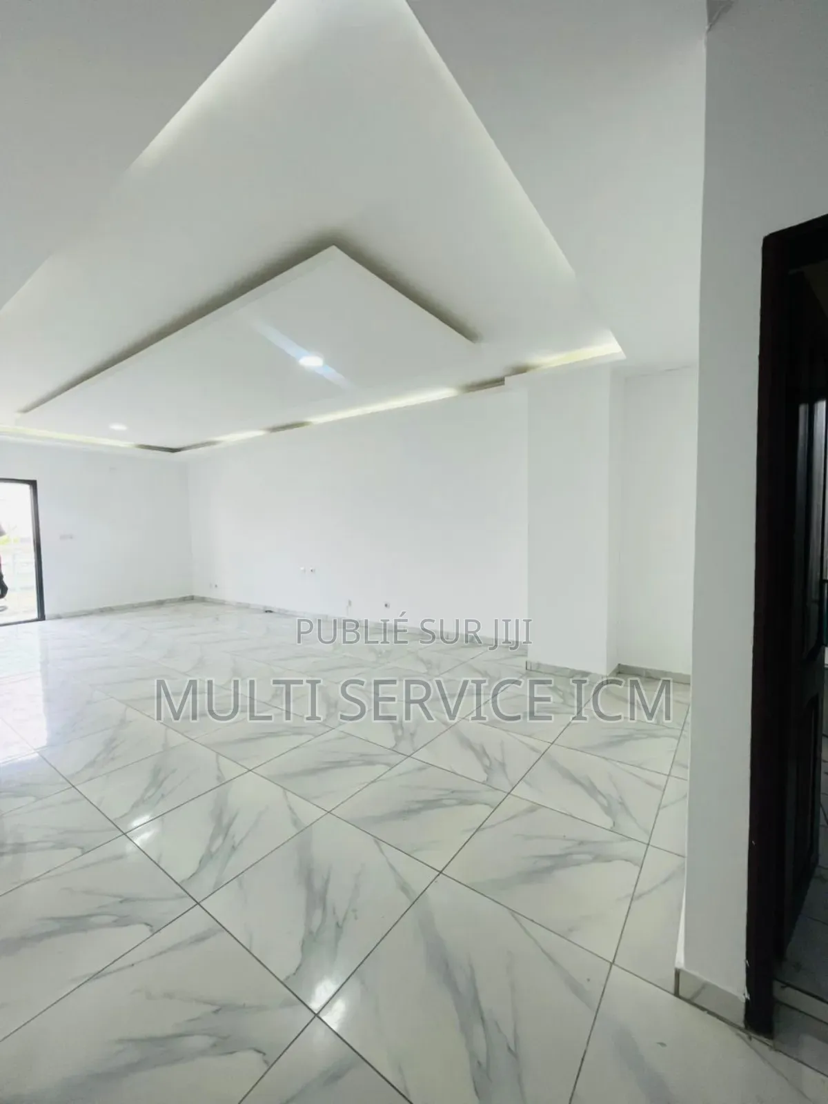 Furnished 2chbre Appartement dans Ismaël Coulibaly, Cocody à Vendre