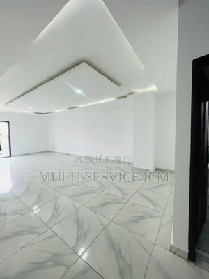 Furnished 2chbre Appartement dans Ismaël Coulibaly, Cocody à Vendre