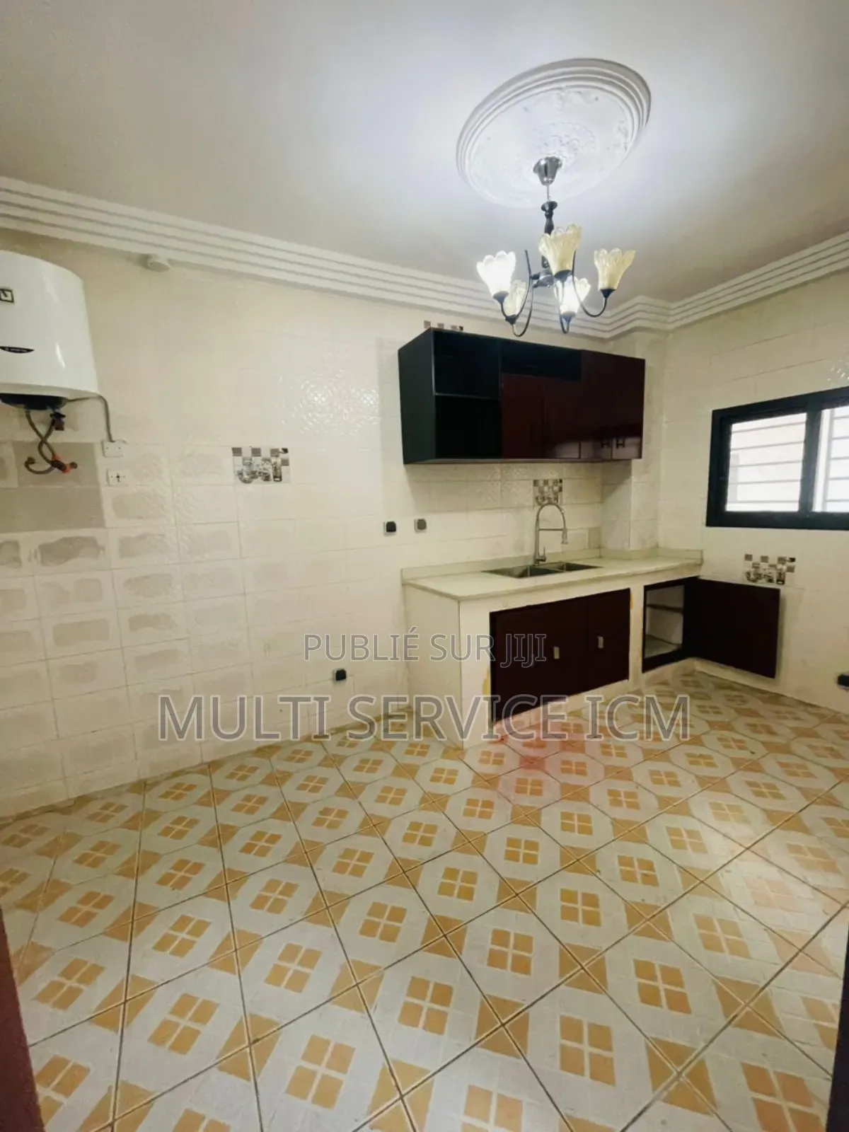 Furnished 2chbre Appartement dans Ismaël Coulibaly, Cocody à Vendre