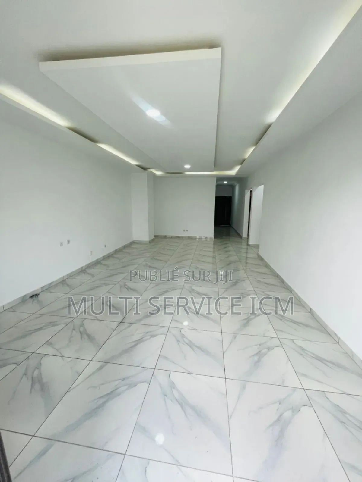 Furnished 2chbre Appartement dans Ismaël Coulibaly, Cocody à Vendre