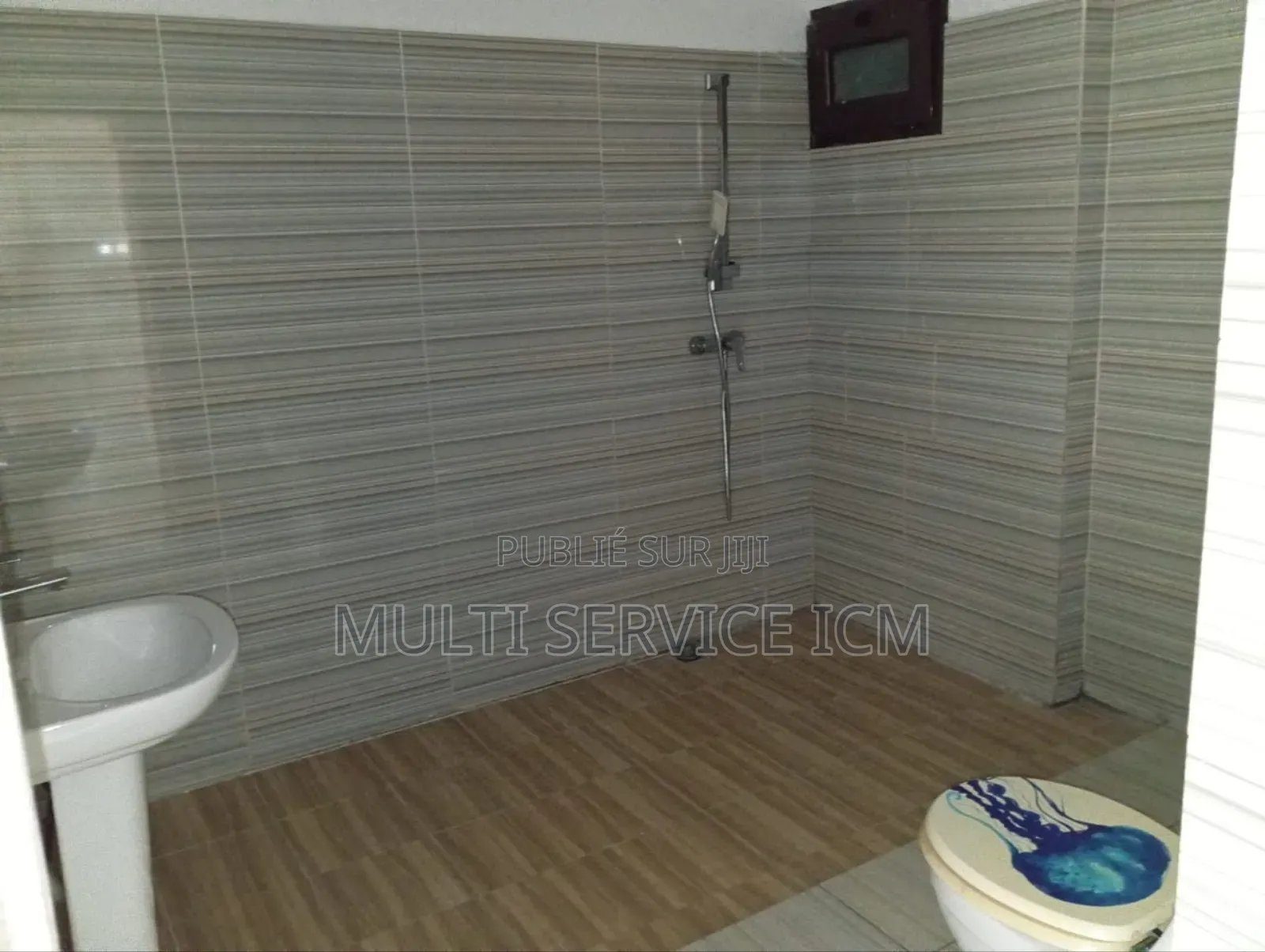 2chbre Appartement dans Ismaël Coulibaly, Cocody à Vendre