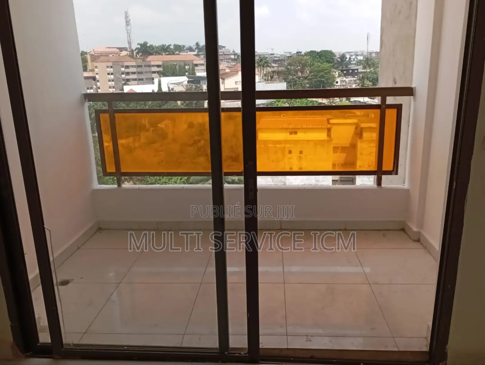2chbre Appartement dans Ismaël Coulibaly, Cocody à Vendre