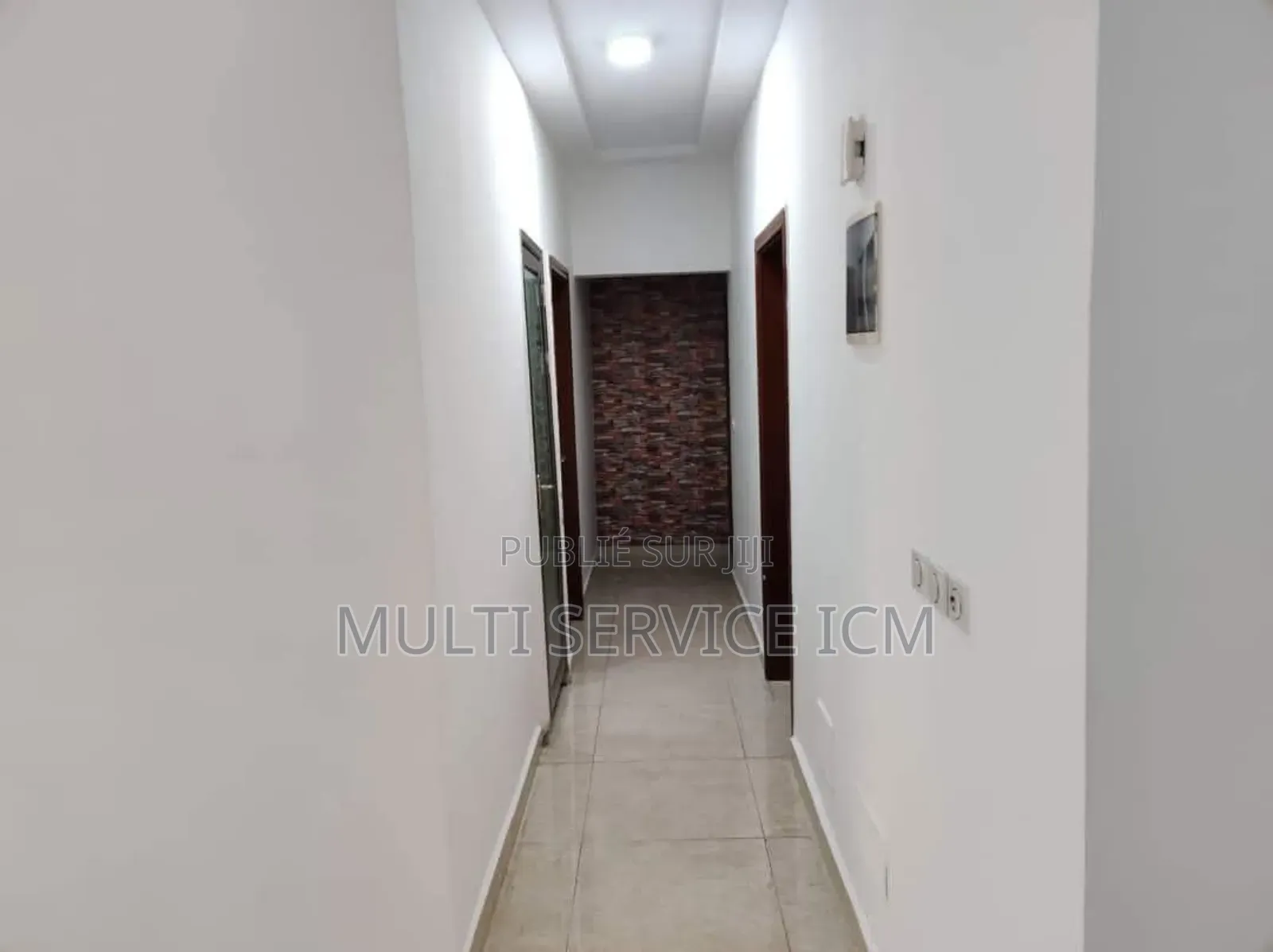 3chbre Appartement dans Ismaël Coulibaly, Cocody à Vendre