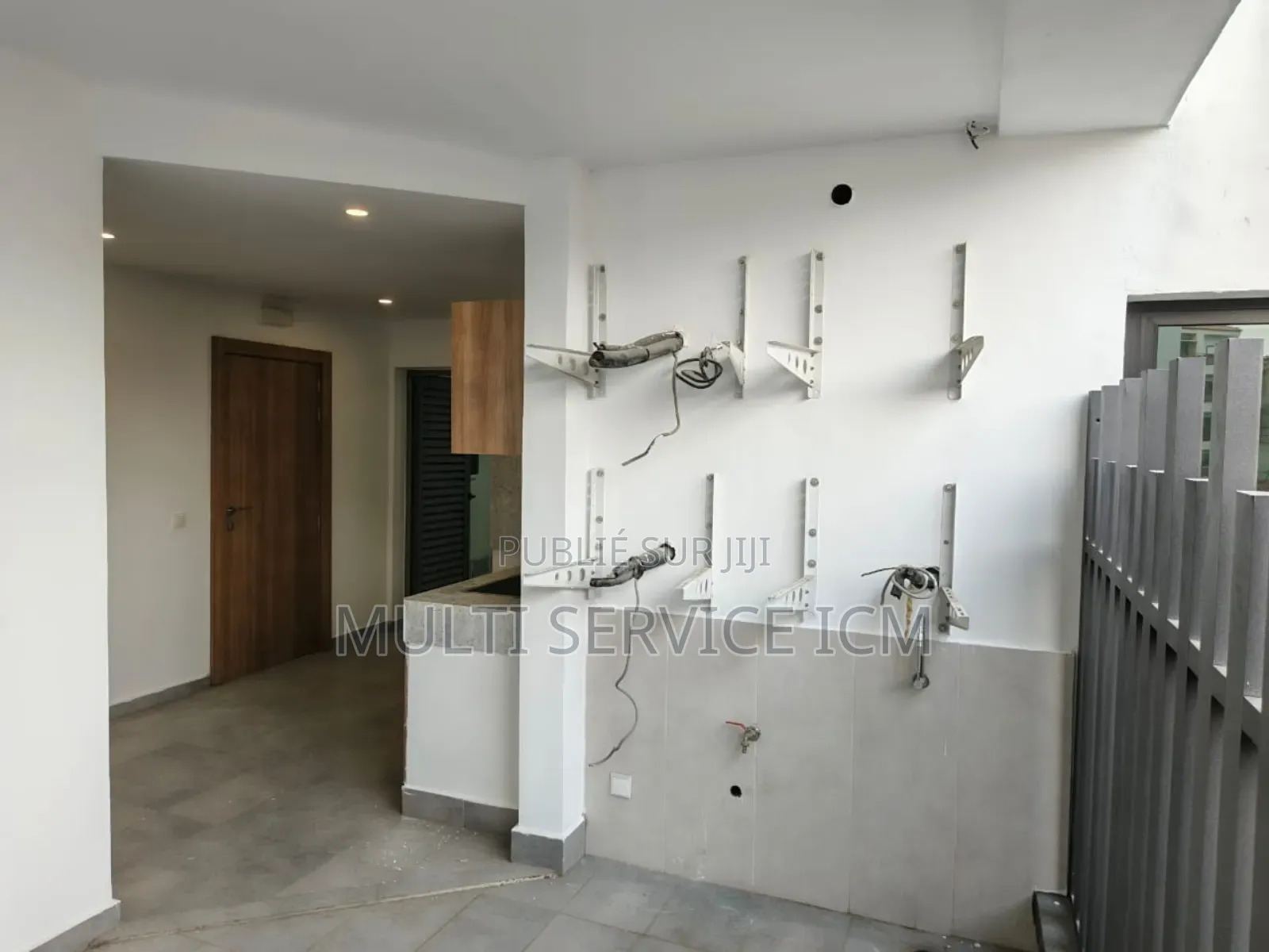 4chbre Appartement dans Ismaël Coulibaly, Cocody à Vendre