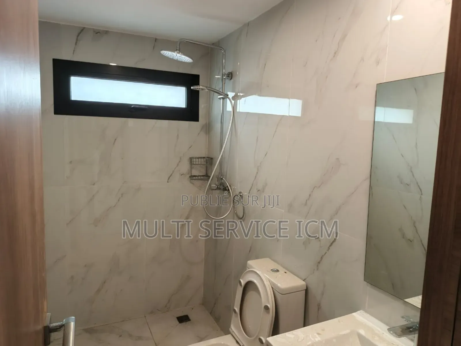 4chbre Appartement dans Ismaël Coulibaly, Cocody à Vendre