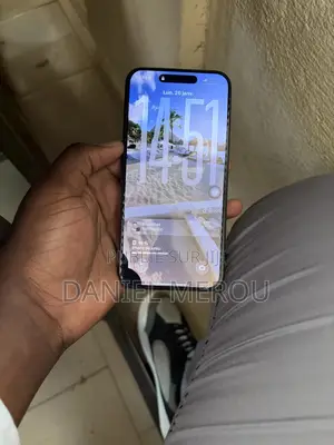 Apple iPhone 15 Pro Max 256 GB Noir