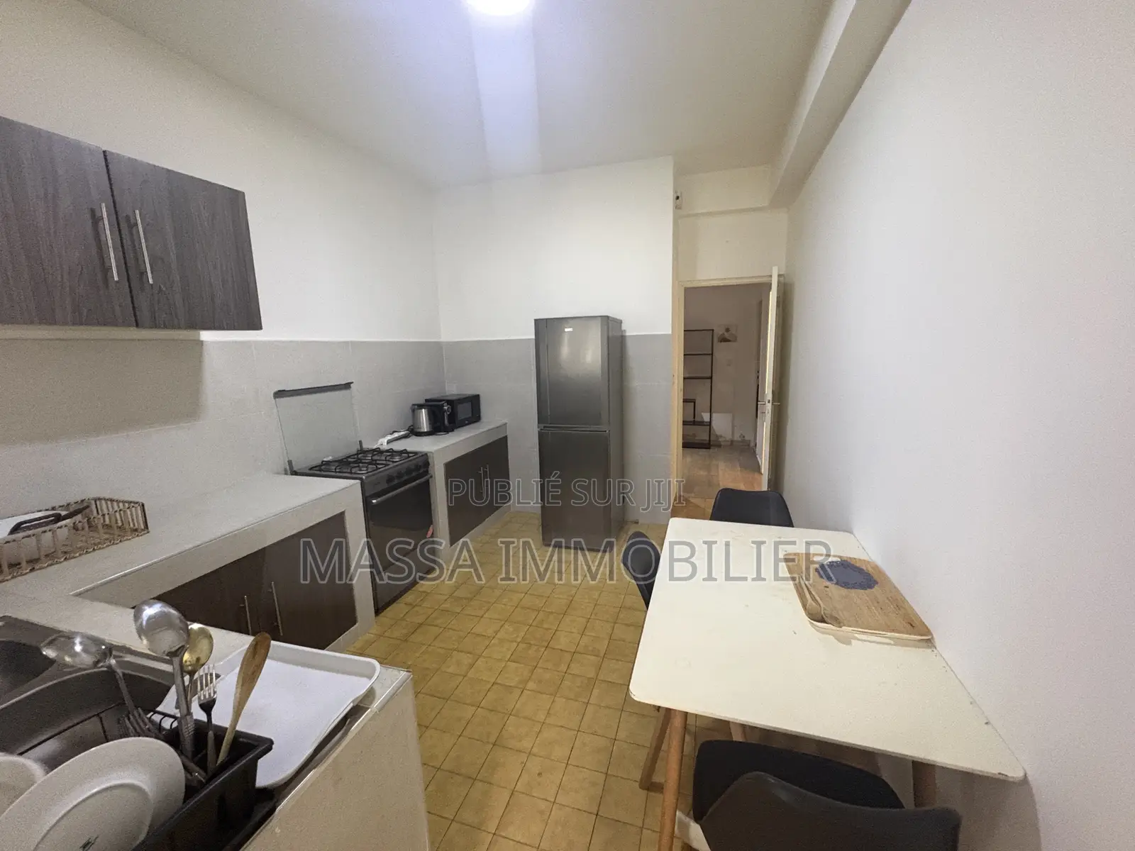 Furnished 2chbre Appartement dans Apparemment Meublé, Cocody à Louer