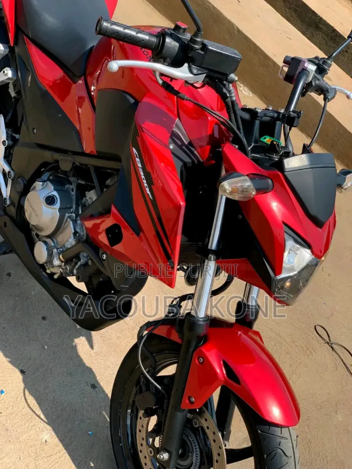 Nouveau Honda CB 2018 Rouge