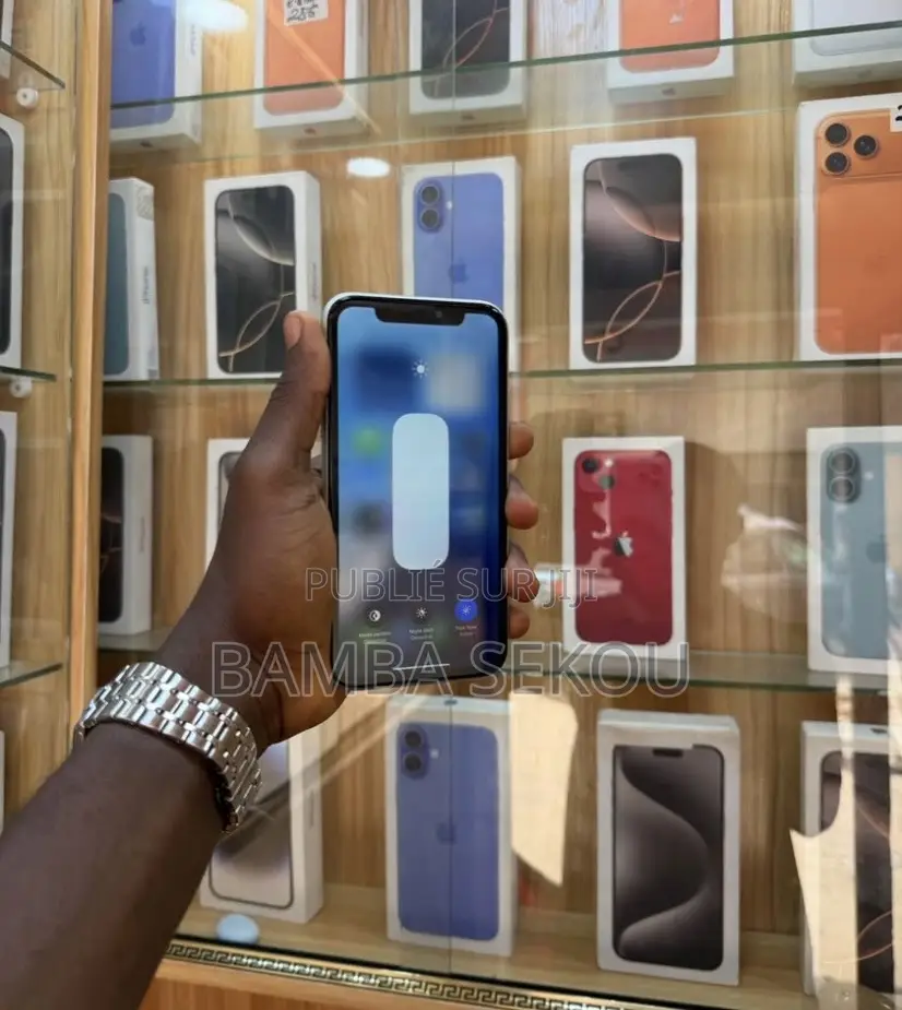 Nouveau Apple iPhone 11 128 GB Vert