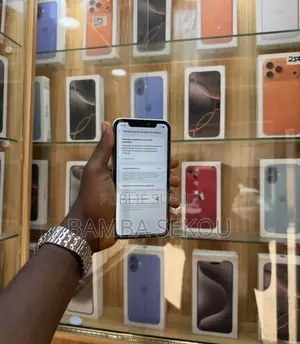 Nouveau Apple iPhone 11 128 GB Vert