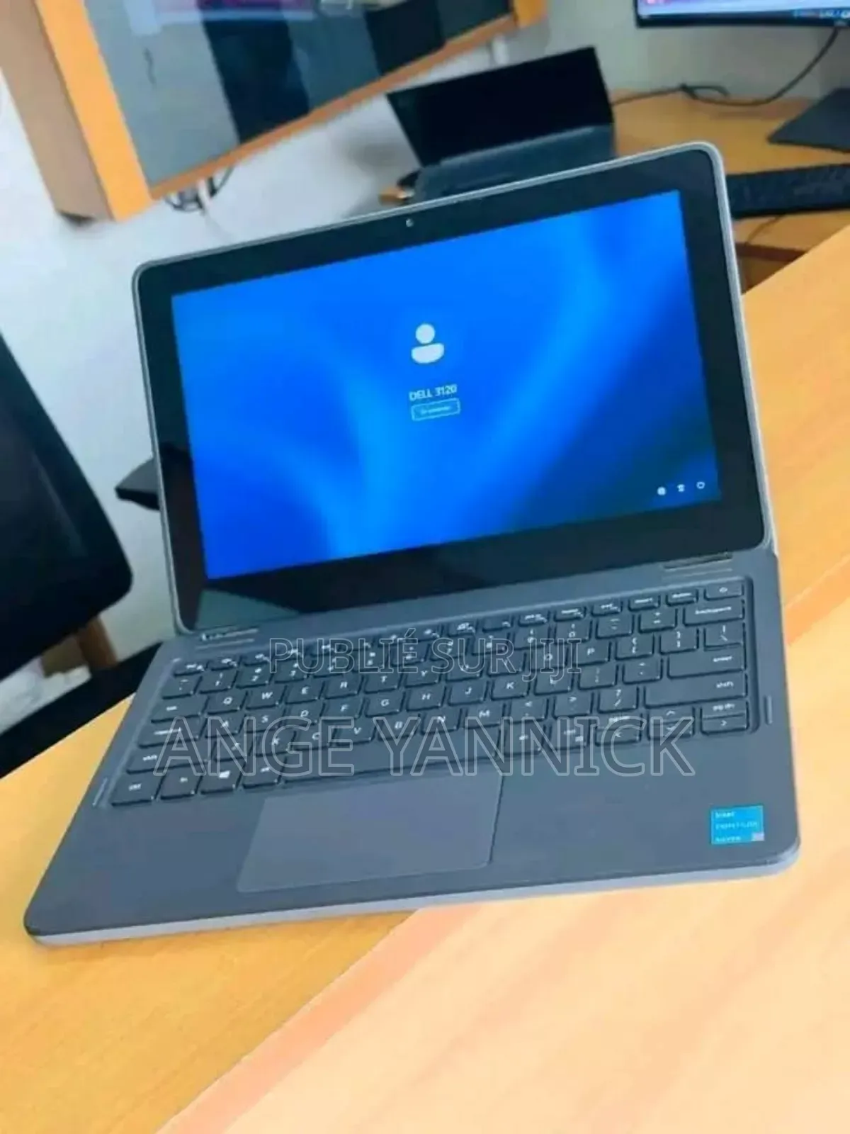 Nouveau Dell Latitude 3120 8GB Intel Core 2 Duo SSD 256GB