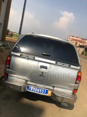 Mitsubishi L200 Double Cab 2.2 4WD 2018 Gris