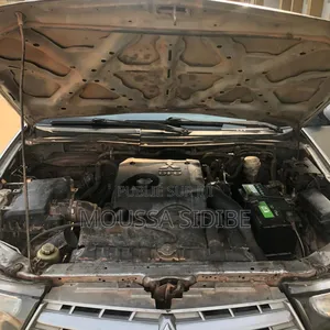 Mitsubishi L200 Double Cab 2.2 4WD 2018 Gris