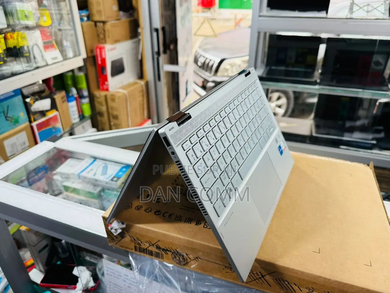 Nouveau Ordinateur portable HP 14S 8GB Intel Core i3 SSD 512GB