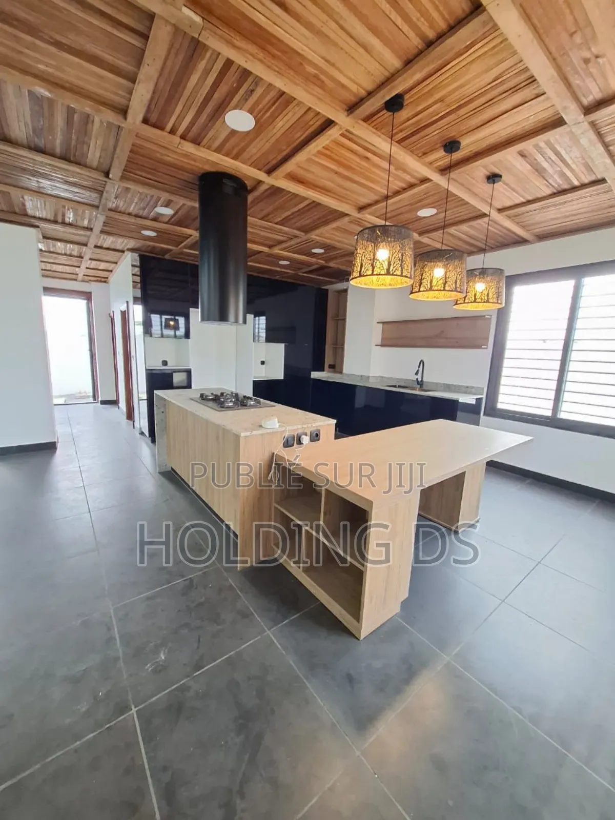 Furnished 4chbre Duplex dans Vente Immobilière, Bingerville à Vendre