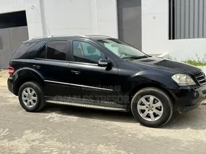 Suzuki S-Presso 2025 Orange