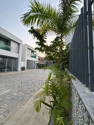 Furnished 3chbre Duplex dans Location Immobilière, Cocody à Louer