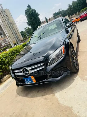 Mercedes-Benz C300 Luxury 4dr AWD 4Matic Sedan (2.0L 4cyl 7A) 2015 Noir