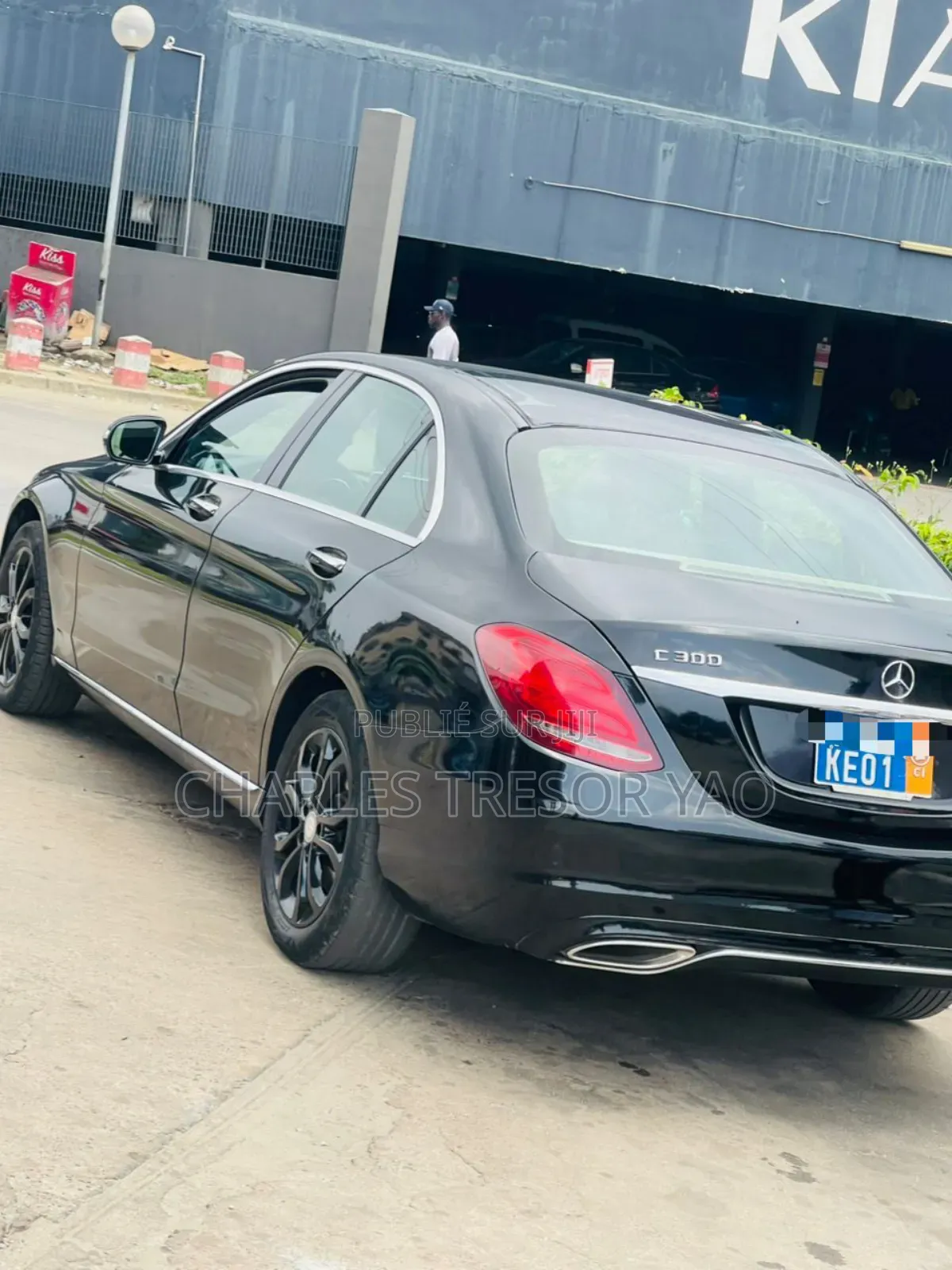 Mercedes-Benz C300 Luxury 4dr AWD 4Matic Sedan (2.0L 4cyl 7A) 2015 Noir