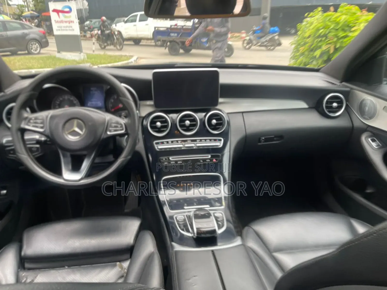 Mercedes-Benz C300 Luxury 4dr AWD 4Matic Sedan (2.0L 4cyl 7A) 2015 Noir