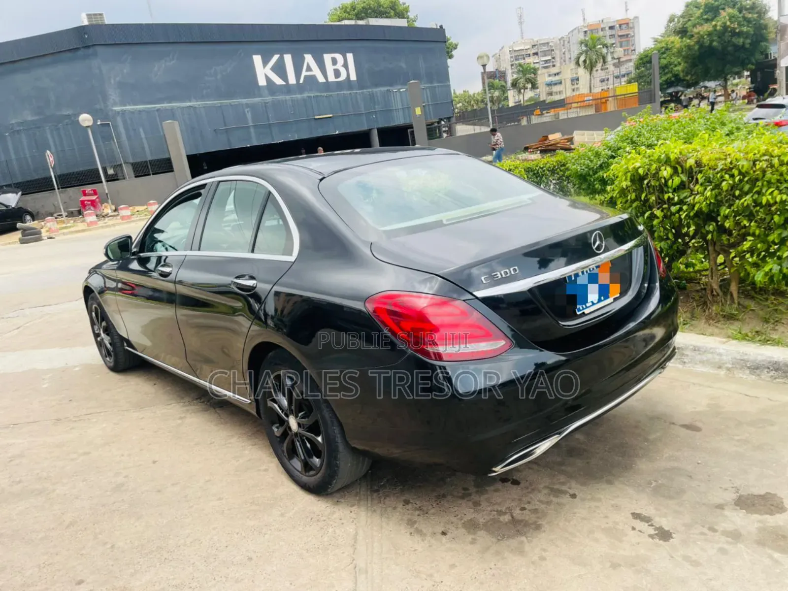 Mercedes-Benz C300 Luxury 4dr AWD 4Matic Sedan (2.0L 4cyl 7A) 2015 Noir