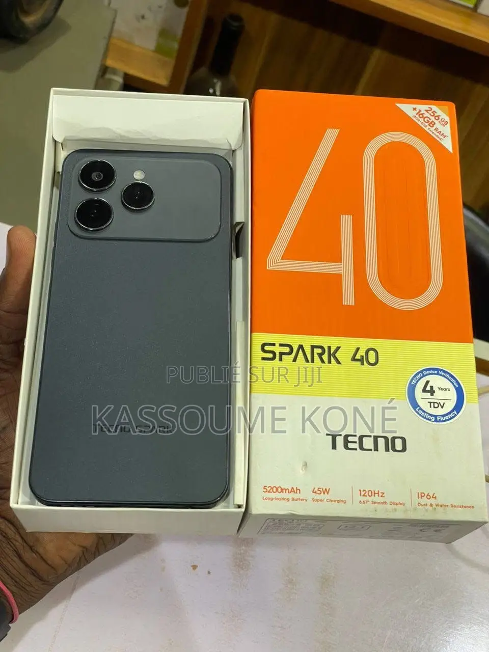 Tecno Spark 40 128 GB Noir