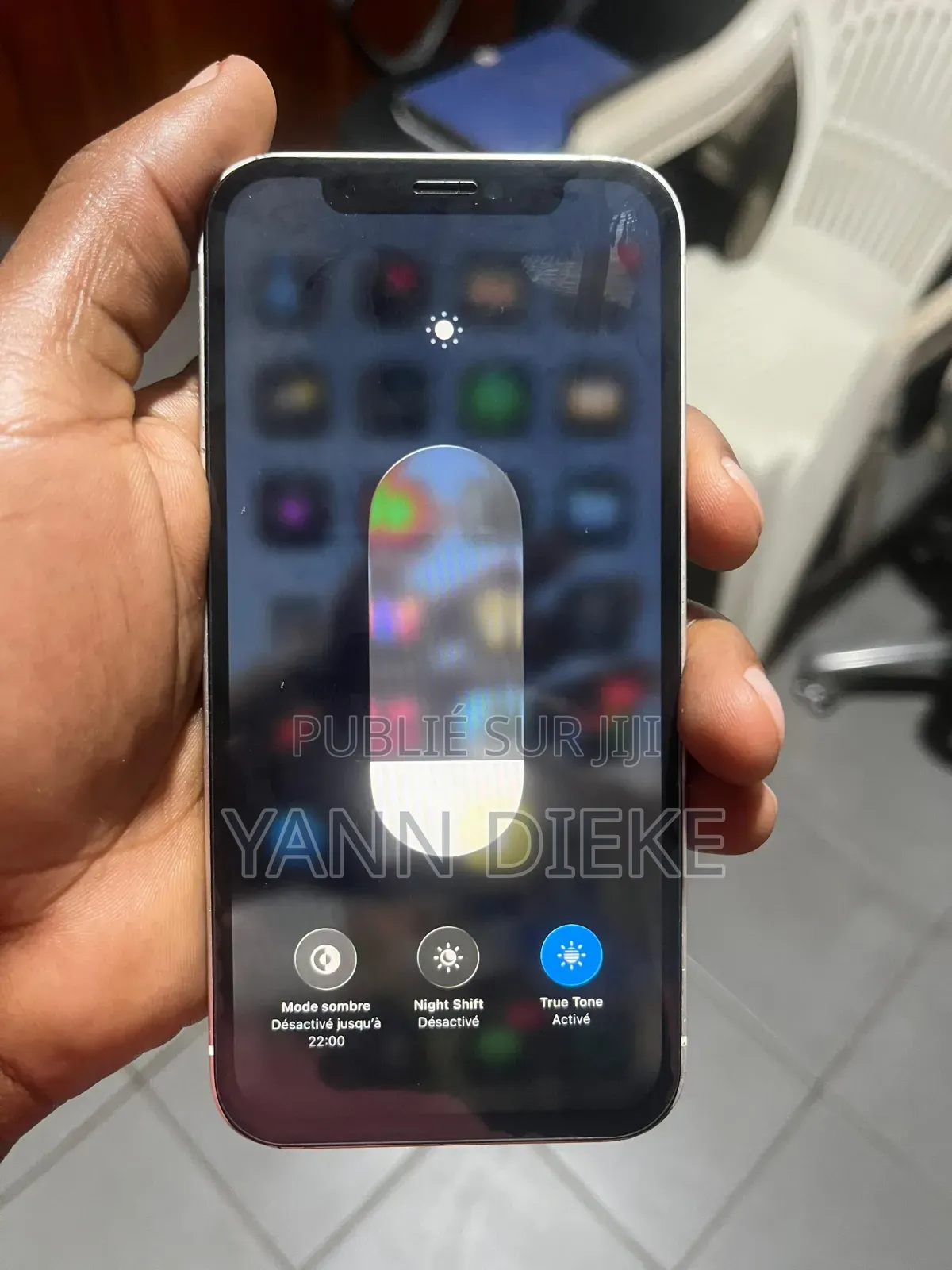 Apple iPhone 12 64 GB Blanc