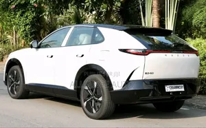 Nouveau Mazda AZ 2025 Blanc