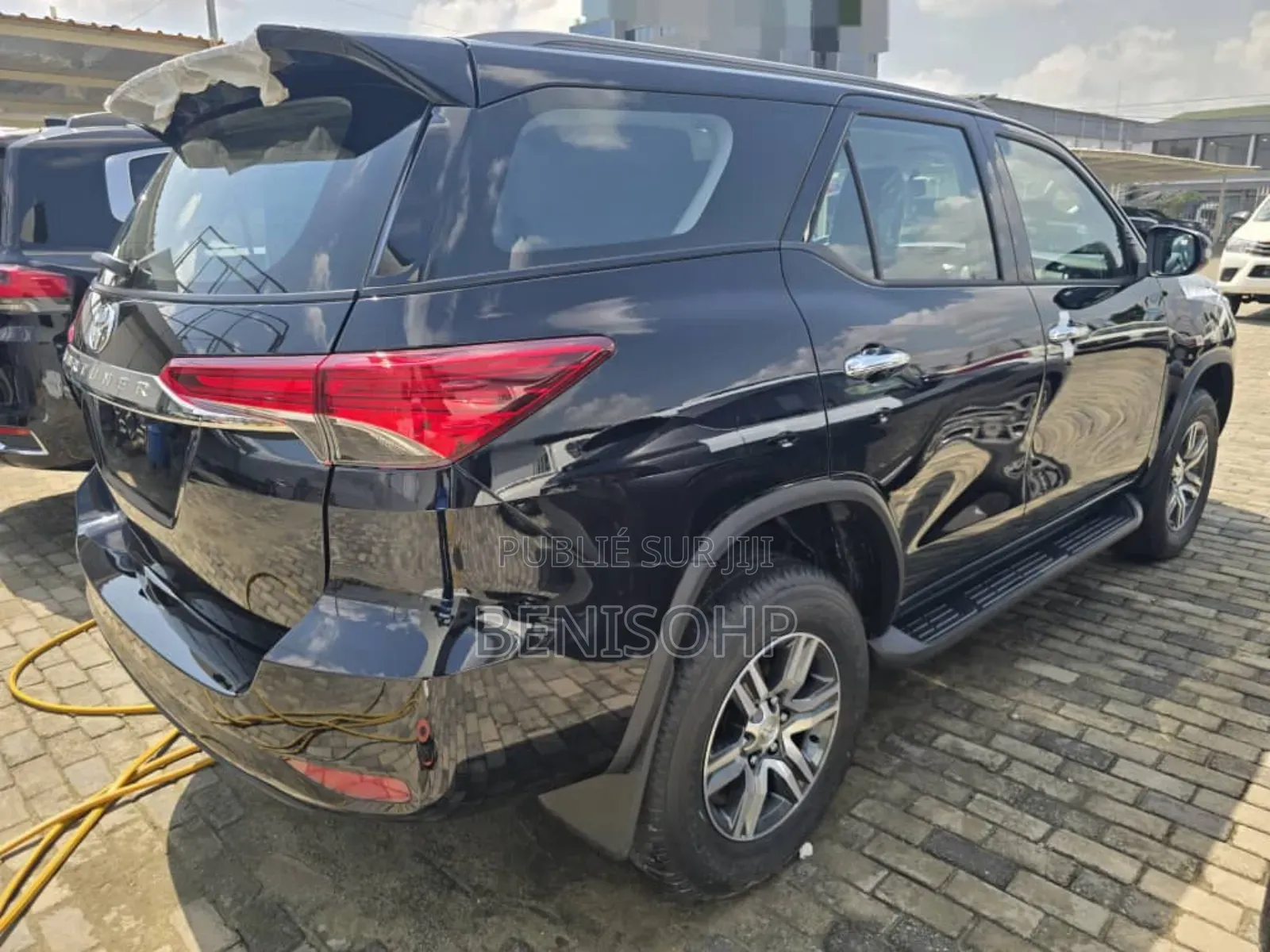 Toyota Fortuner 2025 Noir